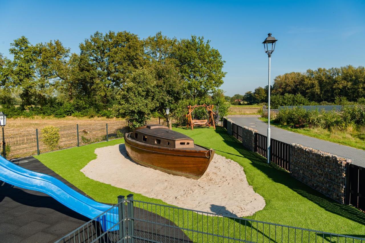 Ferienpark Harkebruegge Haus Juist Barssel  Buitenkant foto