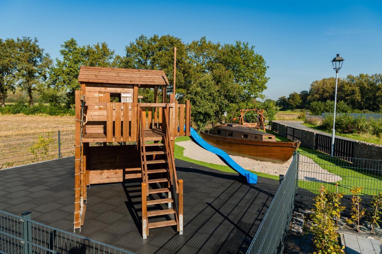 Ferienpark Harkebruegge Haus Juist Barssel  Buitenkant foto
